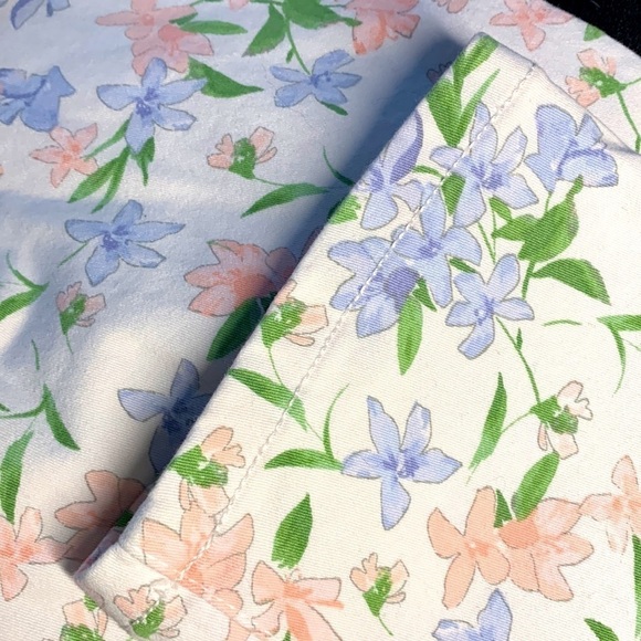 🔥🔥Calvin Klein floral jeans size 10 - Picture 8 of 8